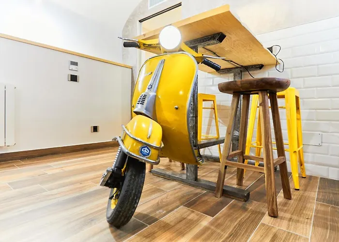 Cozy And Funny In Front Of Vatican Museums - Myflat In